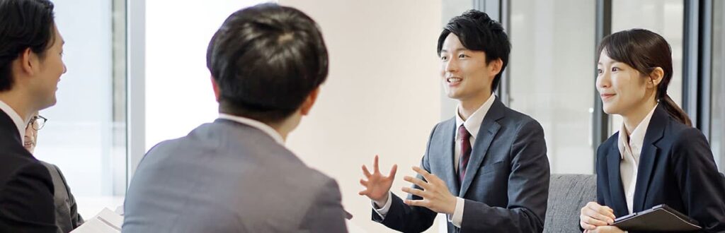 特徴①：いまの課題や悩みを、そのまま話せる