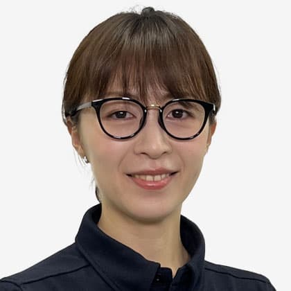 株式会社シーイーシー 営業本部 エンタープライズ営業部 濱 帆乃香